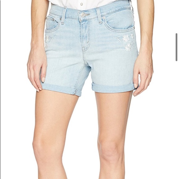 Levi’s classic short - Picture 2 of 6